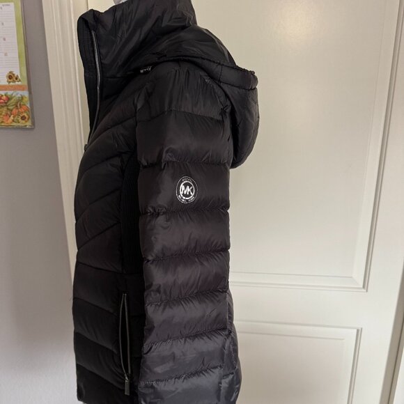 Michael Kors Packable Down Black Puffer Jacket, Size Small - Picture 2 of 10